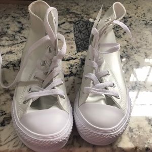 Girls white on white leather converse, size 13